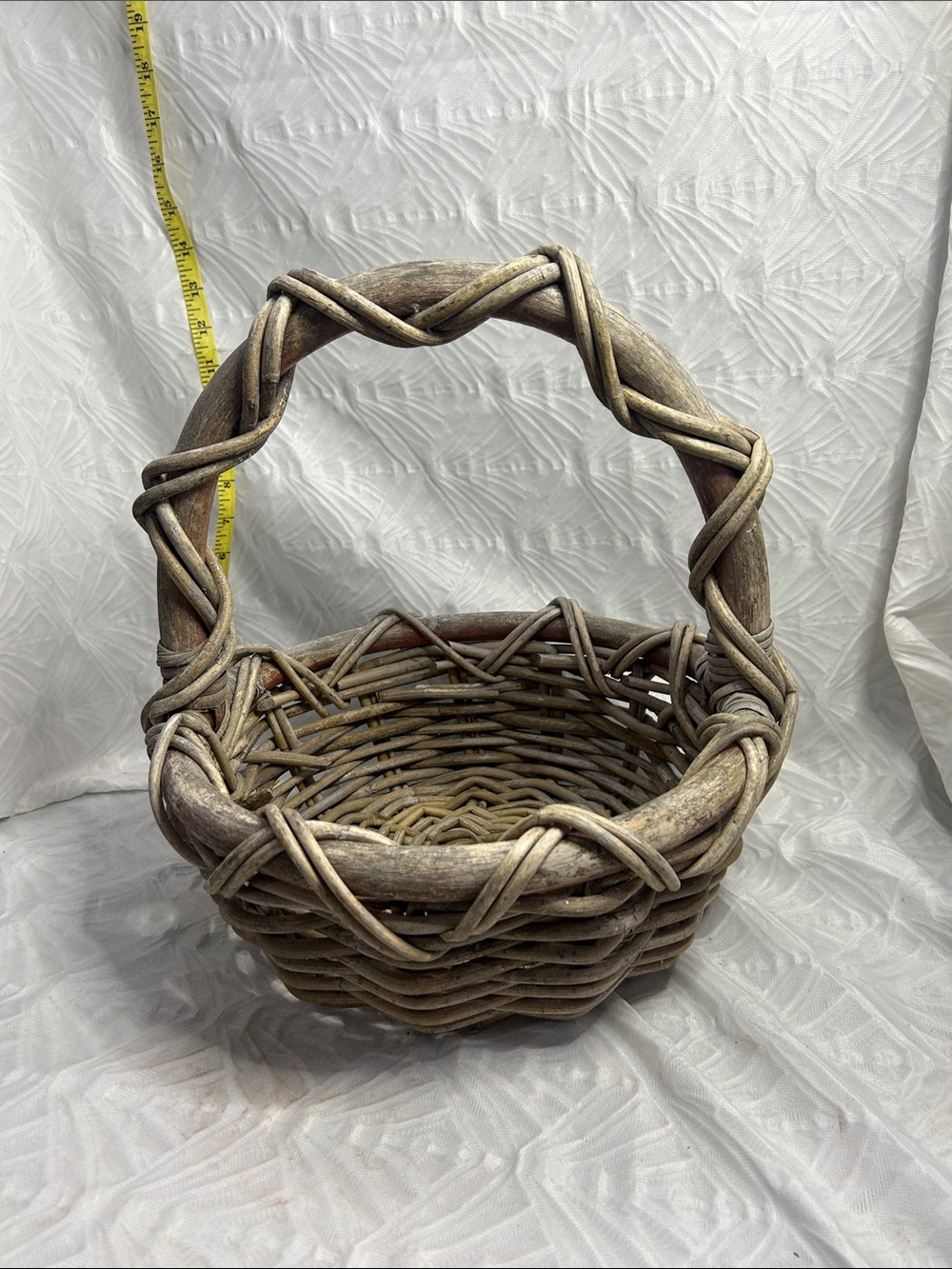 Vintage Wicker Basket Rustic Farmhouse Decor Woven Handle